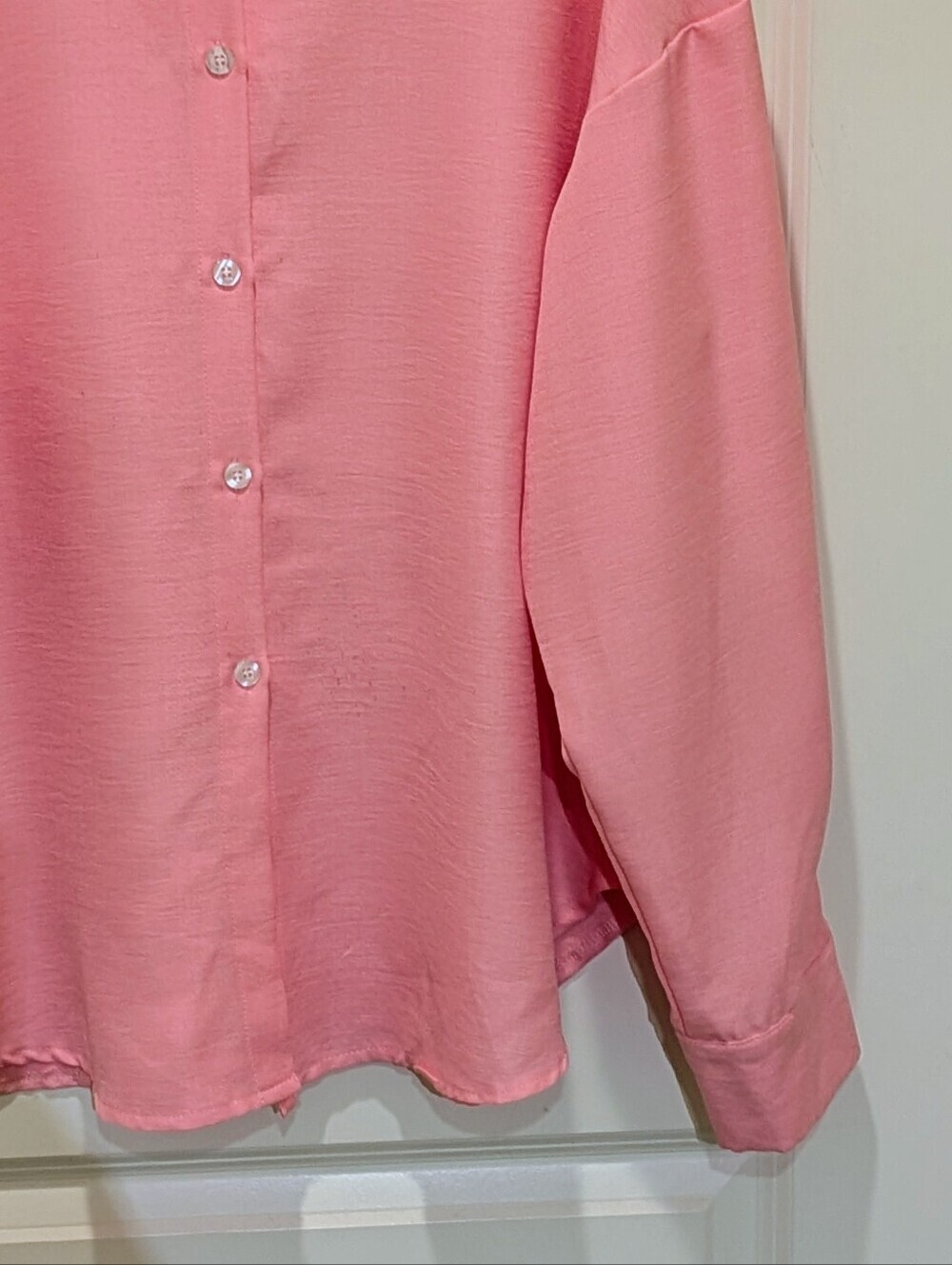 3/$30 EUC L Bright Pink Oversized Button Front Long Sleeve Dress Shirt - Picture 3 of 4